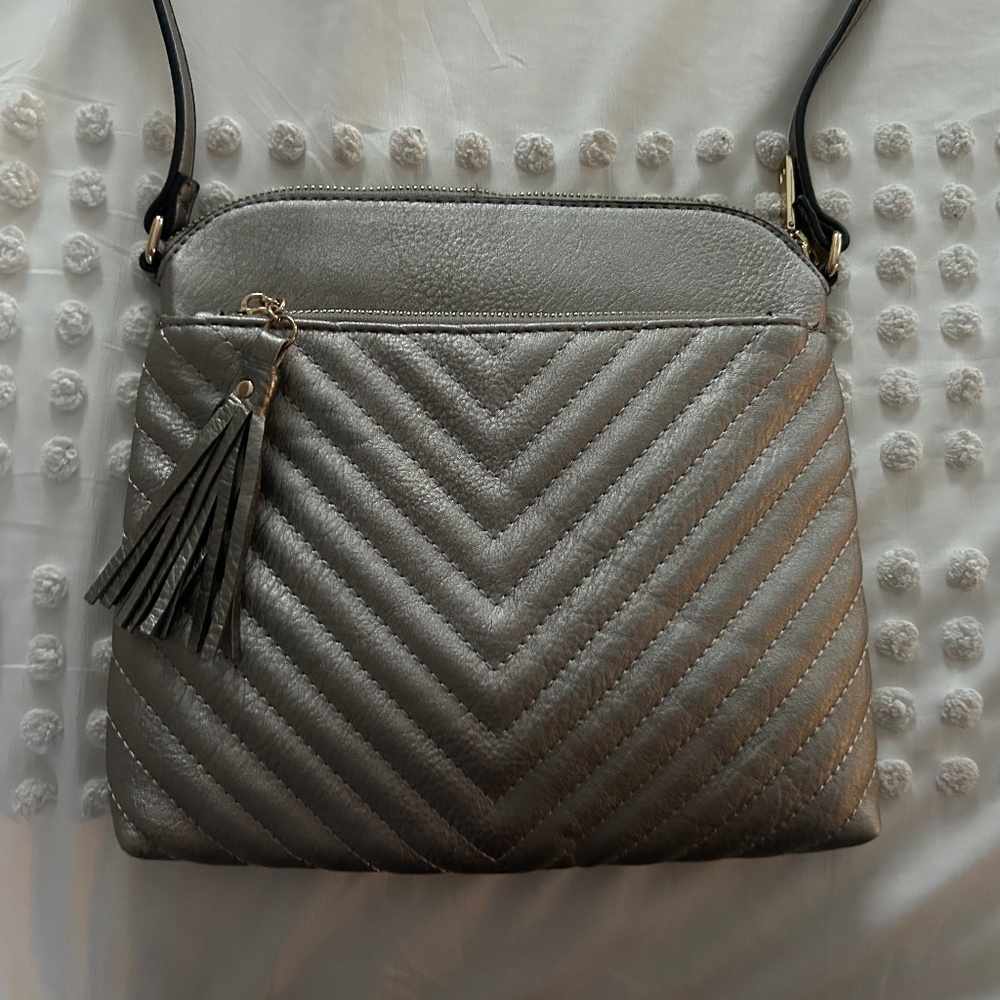 CUTE- Crossbody Metallic Purse- darker silver quilted chevron.